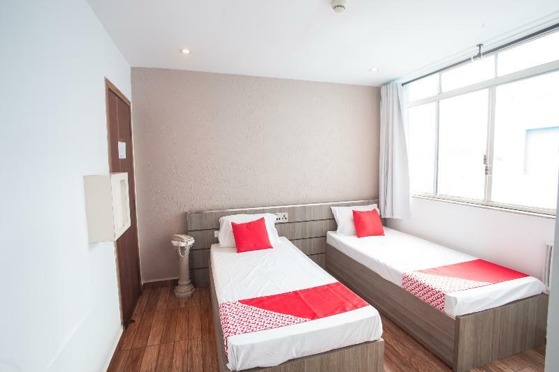 Golden Vilage Maria Hotel